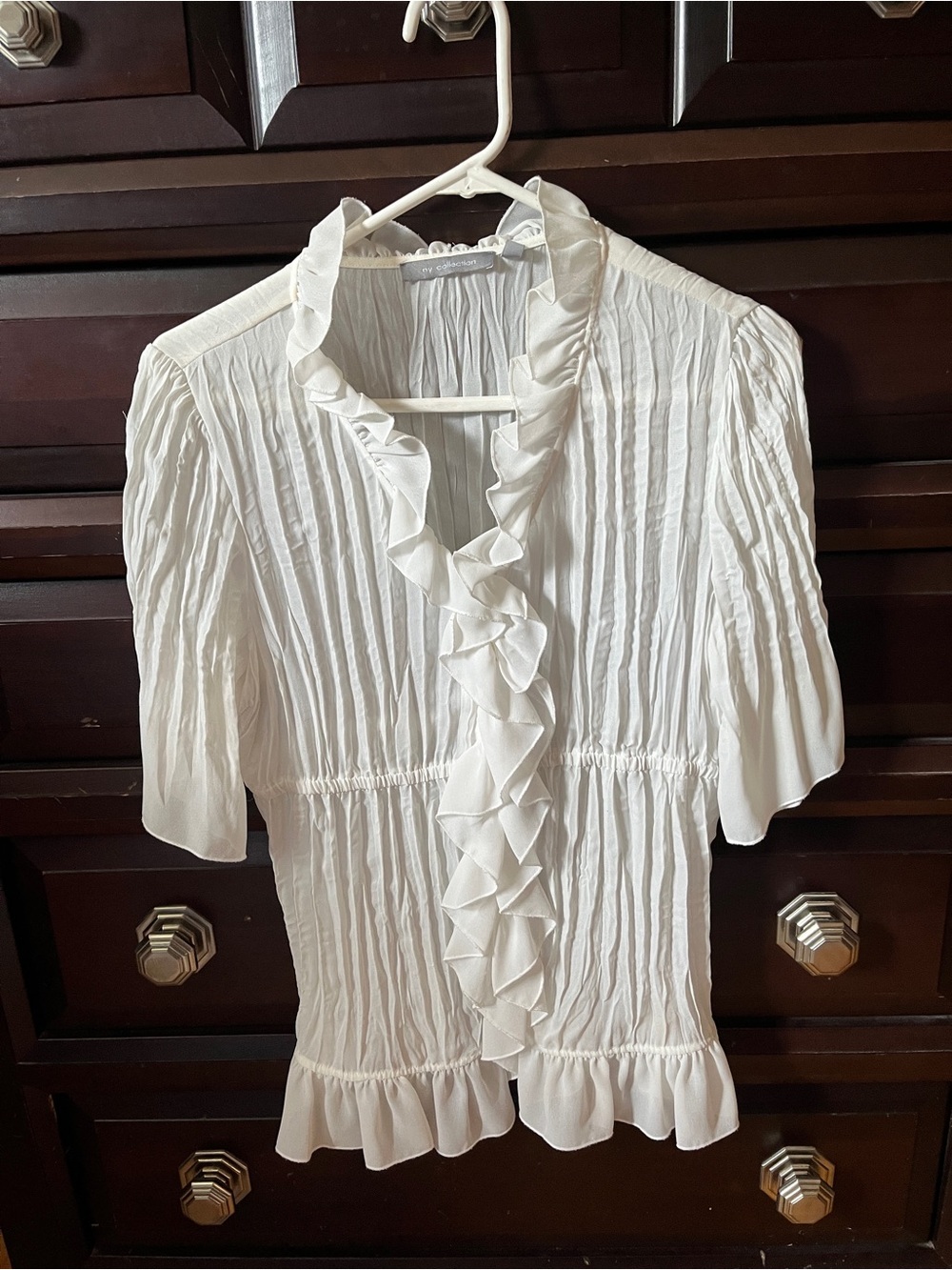 NY Collection White Ruffled Short Sleeve Blouse
